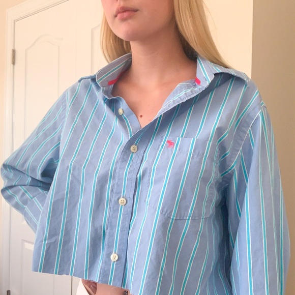 Cropped Button Up - Picture 1 of 4